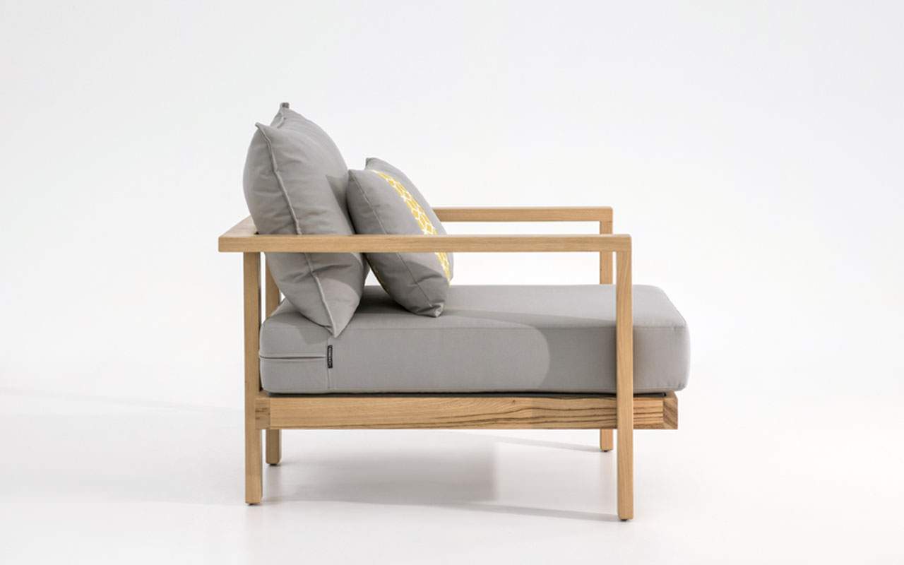papazois.gr | HotelDeco | CUBE ARMCHAIR-PV |  | 1272-850